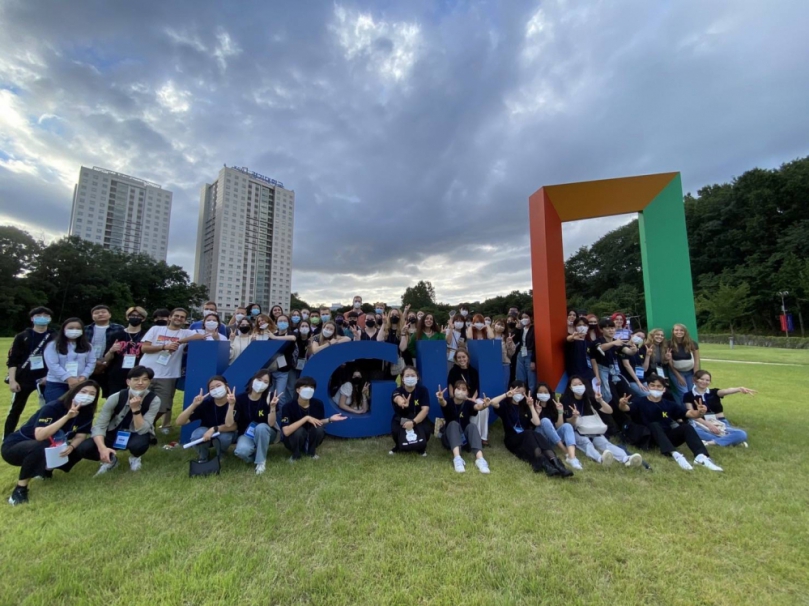 展翅翱翔實現夢想  嶺東科大仟萬獎學金助學生與世界接軌