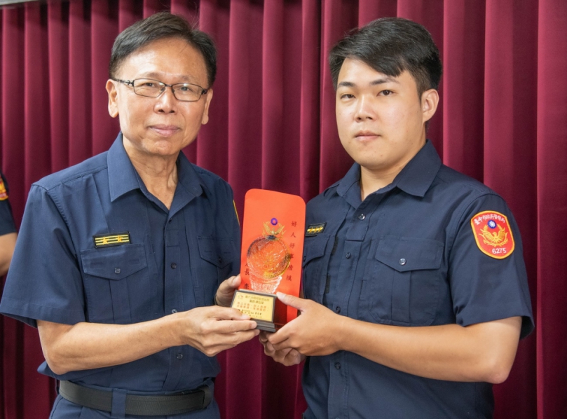 陳弘瑋奮不顧身英勇滅火  榮膺好人好事楷模獲表揚