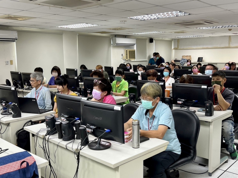縣府辦理第四屆社區總幹事培訓 13堂課47個社區參加