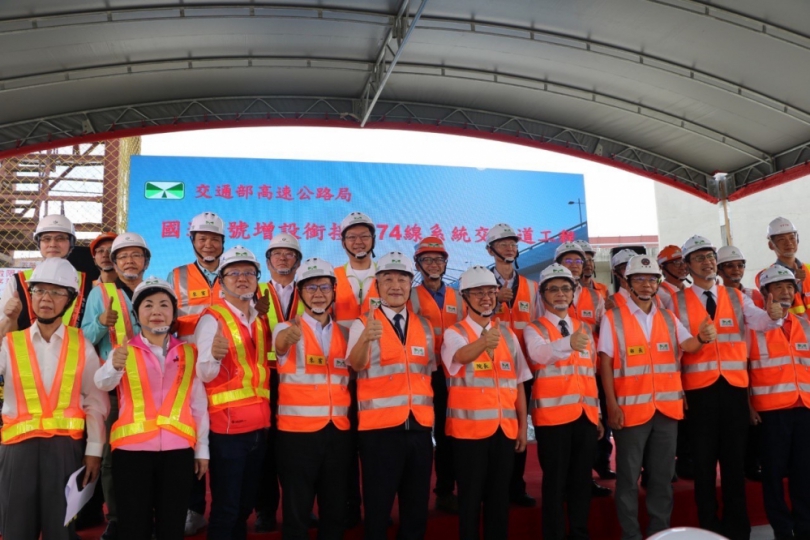 陳揆視察台74銜接國道一號  盛讚立委張廖萬堅積極協調爭取