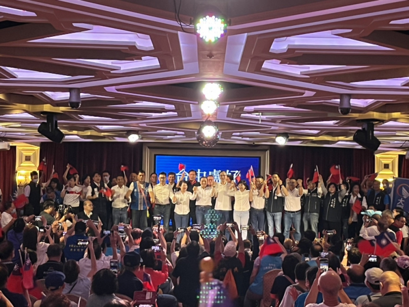 台中盧好，臺灣越侯  漢子燕子會合  力拚中台灣