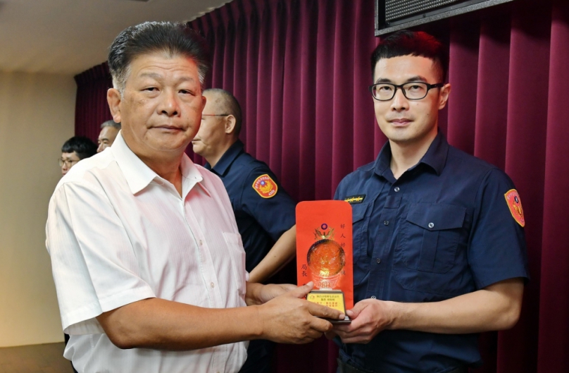 警員賴楷棟開道搶救一命  警察局長李文章公開表揚稱譽