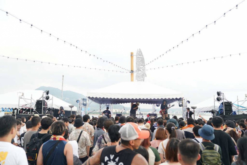 新北河海音樂季首週熱血登場  樂團接力嗨翻漁人舞台