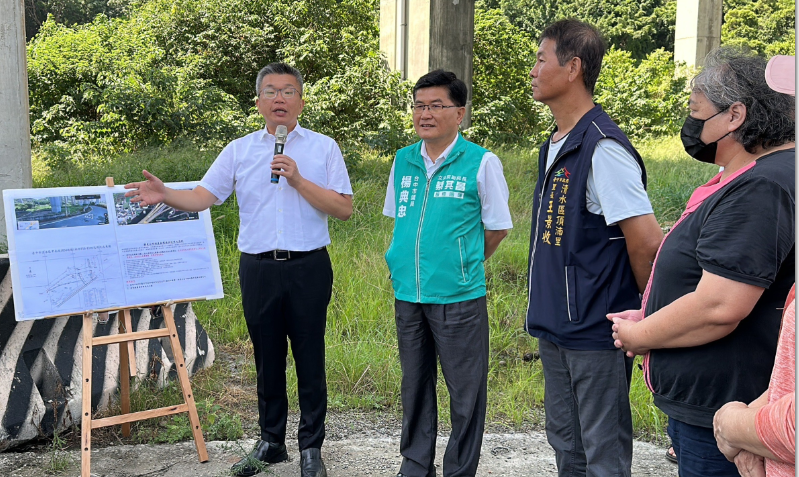 頂湳里橋下空間綠美化及危險路口  立法院副院長蔡其昌會勘爭取改善