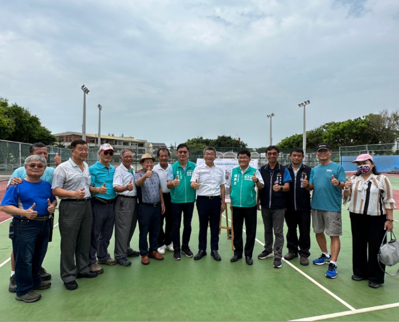 清水運動公園網球場年久失修  立法院副院長蔡其昌會勘改善球場