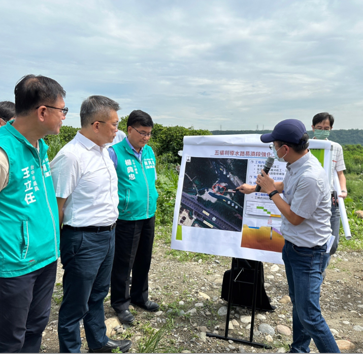立法院副院長蔡其昌爭取經費強化五福圳及高美圳導水路