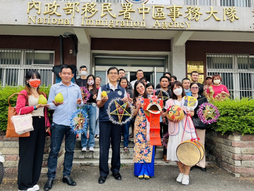 彰化移民署提前與新住民慶中秋。（照片移民署提供）