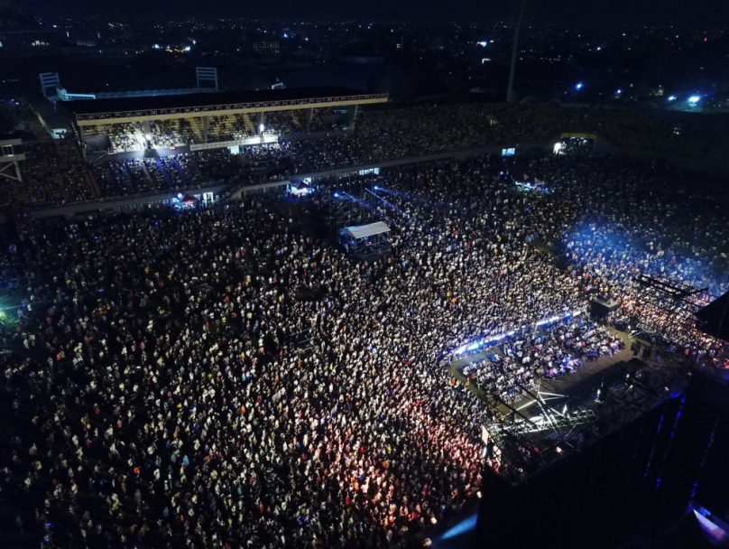 建縣300年「上吧，彰化!藝起慶生」演唱會首場人潮。（照片縣府提供）