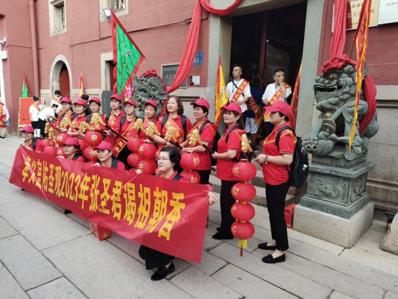 福建莆田江口鎮孝義宮佑聖觀5百人進香團10月2日返福州市「張真君祖殿」謁祖請香