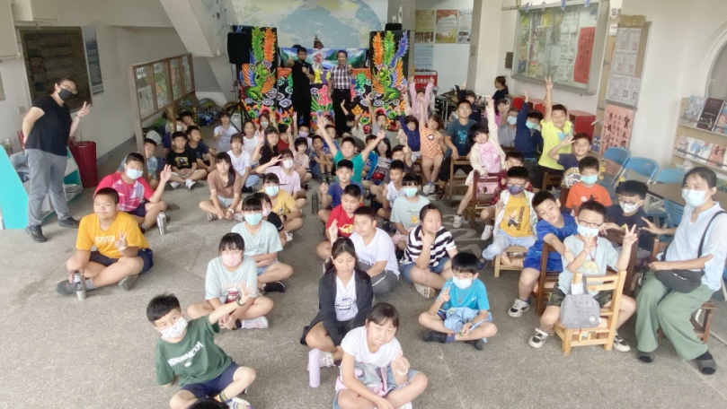 開台英雄顏思齊布袋戲在蚵寮國小開演！紅人榜20關得主余凱揚等人主演