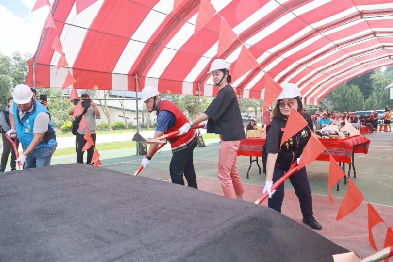 羅娜國小老舊校舍重建歡喜開工動土  許縣長期許給孩子更好的學習空間