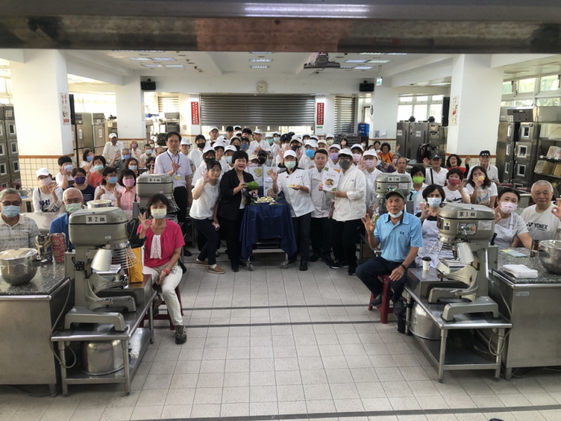 嘉藥USR計畫  青銀一起來  研發大內酪梨新吃法