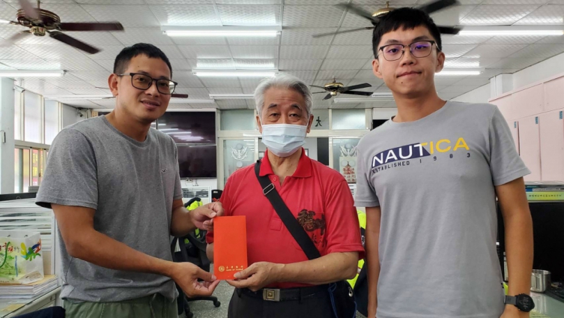 竊嫌假扮顧客不到半天遭逮  彩券老闆頒破案獎金