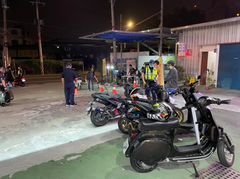 霧峰警精準打擊噪音車  山道猴子一網打盡