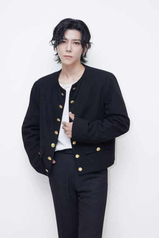 Bii畢書盡重返校園舞台 坦承唸書時校園生活不多 都翹課去練團畢書盡：預告新歌準備中請期待