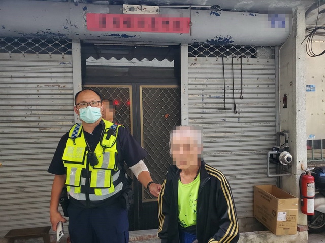 透中午！老翁外出覓食卻釀迷途  太平警發現助返家