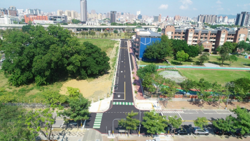 中市樂業國小西側10米道路打通工程完工通車