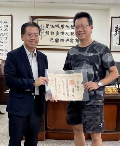 霧峰2所國小獲得古物捐贈  市議員李天生盛讚校園美事