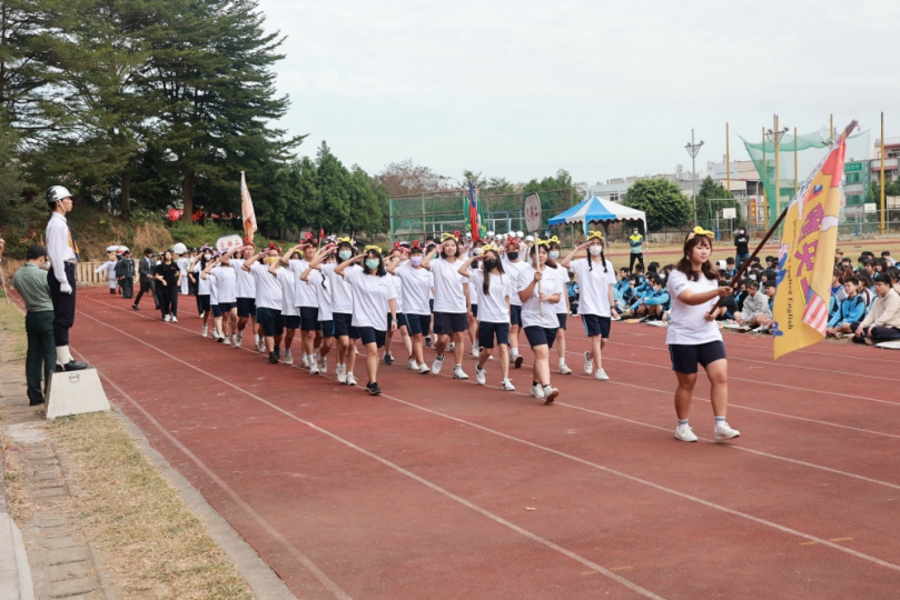 南投高中運動會 王副縣長勉勵勇敢築夢擁抱全世界