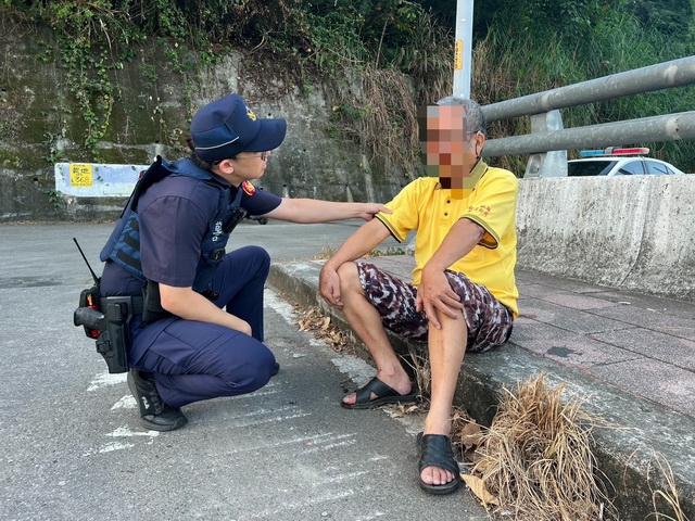 老翁遇感情詐騙竟意圖輕生  霧峰警地毯式搜索搶回姓命