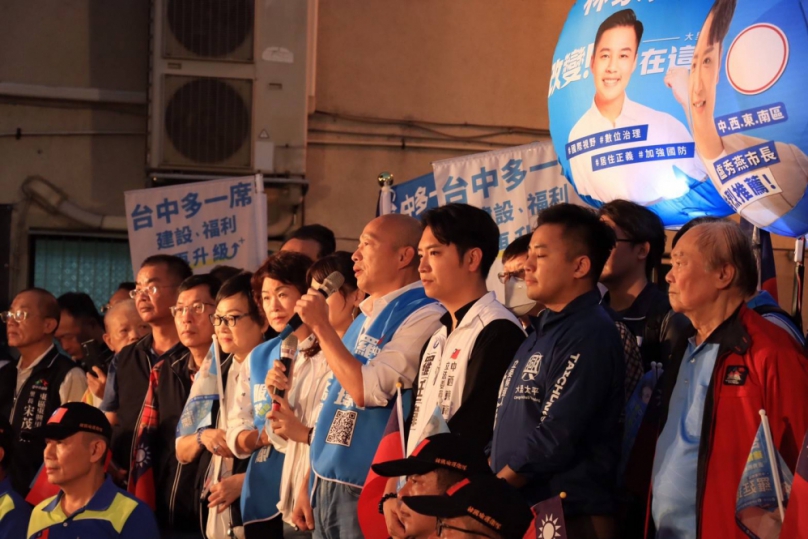 辣個男人來了！韓國瑜台中樂成宮廟口開講