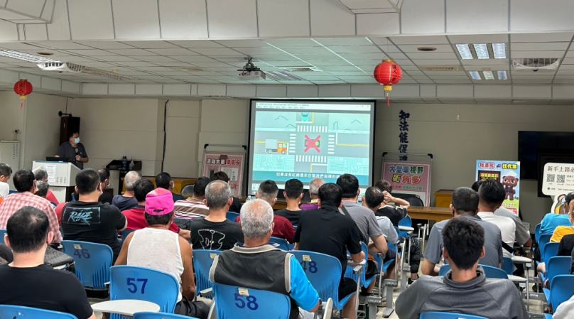 交通違規記點新制「自費講習可抵2點」。1年只限1次。（照片監理站提供） 　