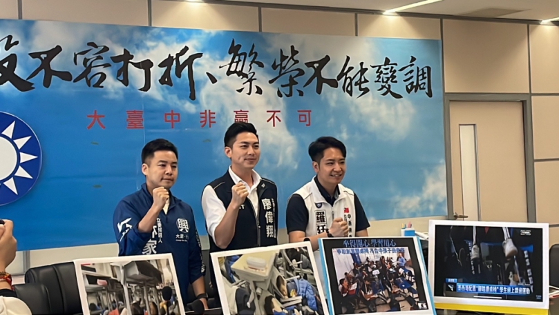 藍青立委候選人以國際視野爭取「創意課桌椅」預算  用「午睡神器」、「健康教室」為孩子拚未來