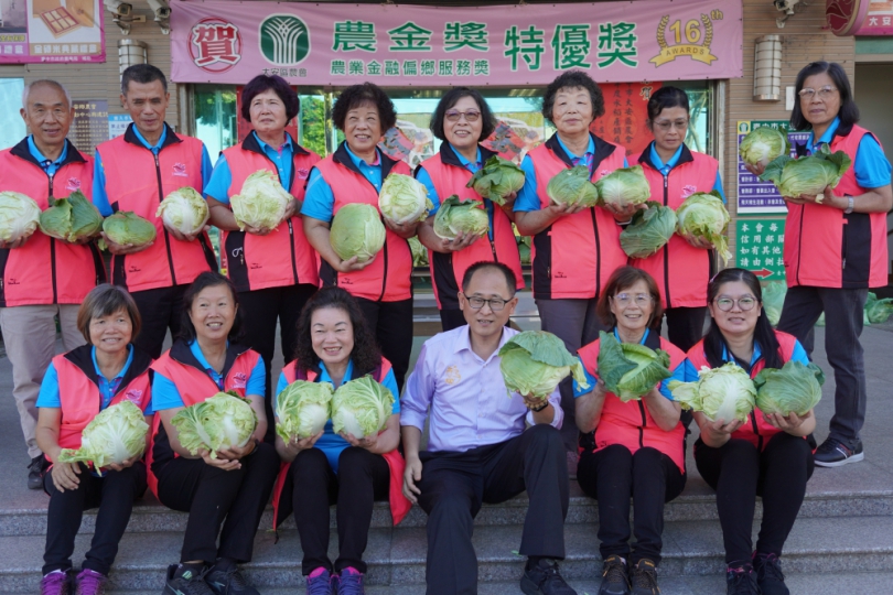 力挺臺灣農民及推廣食在地、吃當季  大安區農會舉辦高麗菜買一顆送一顆活動