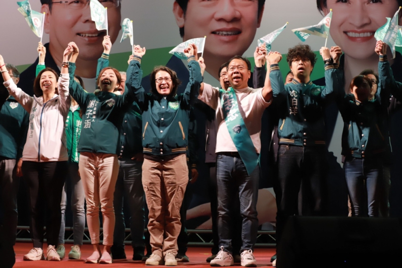 蕭美琴豐原站台謝志忠  四千鄉親不畏寒風到場支持