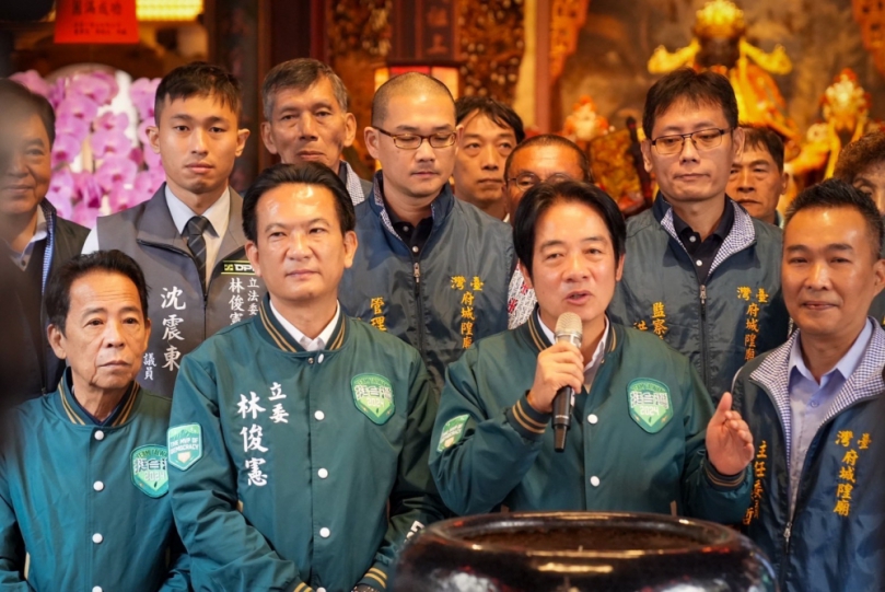 賴安排選區廟宇參拜、蕭參與耶誕點燈活動  林俊憲選戰節奏依然緊密為民進黨大局衝刺得票率