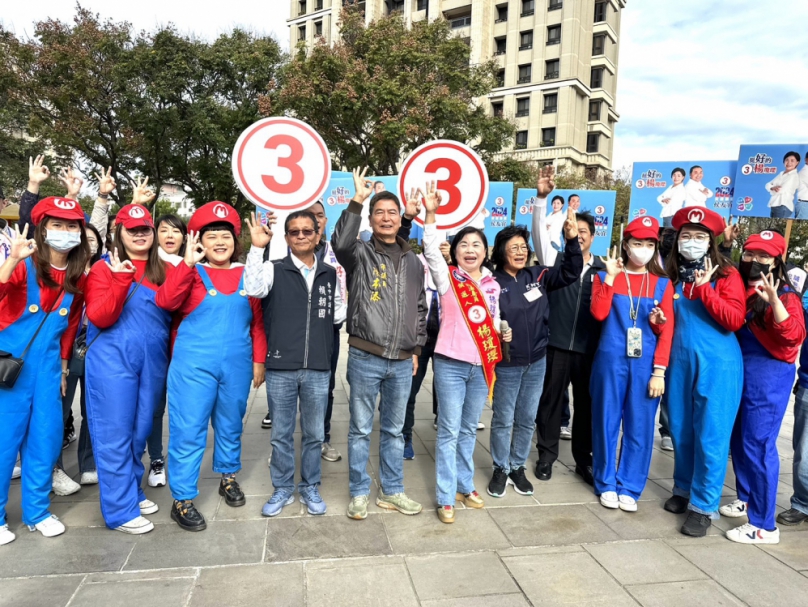 楊瓊瓔喊出與侯康配誓言做台中的靠山  首次車掃展現超強親和力