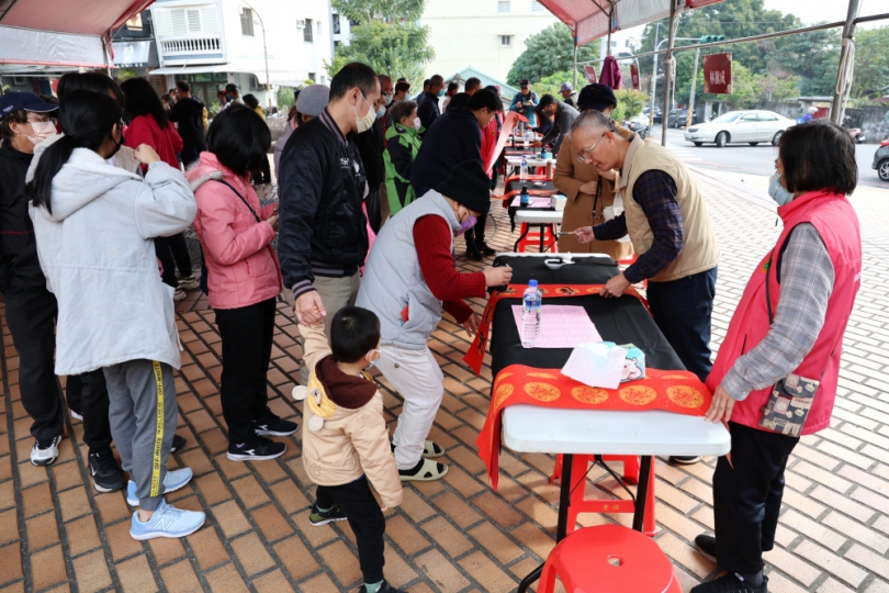 縣府甲辰年新春揮毫免費送春聯 共迎新春過好年