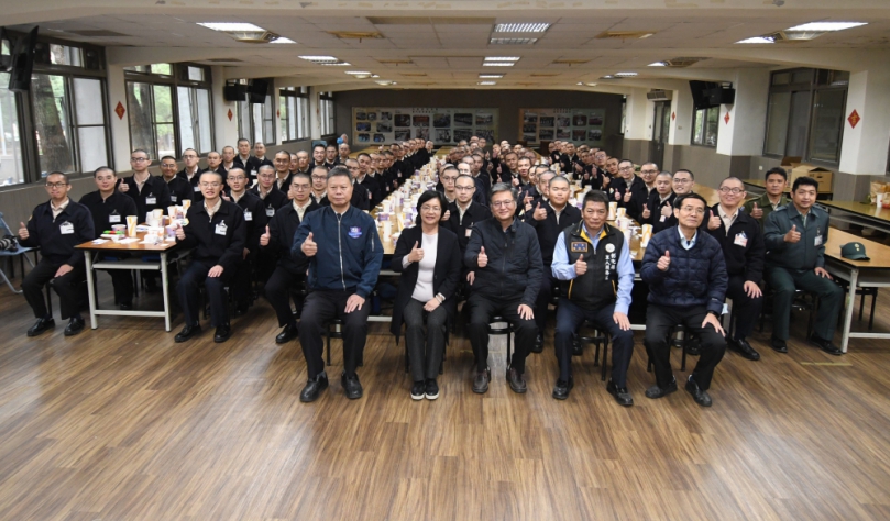 1年義務役，彰化53人入營，王縣長到軍營探視。（照片縣府提供）