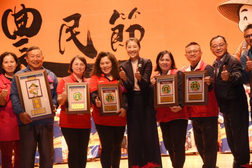 農民節表揚道感謝    許淑華：南投農業往高峰推進