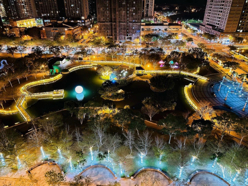 星空下的璀璨明珠！點亮竹北夜空   2024竹北燈節盛大開幕