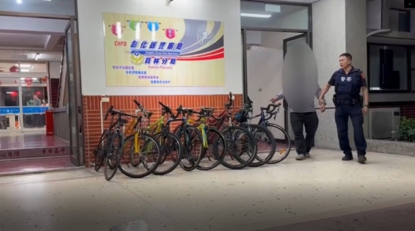員林頻傳單車失竊案，分局逮捕2嫌，起出8輛。（照片分局提供）