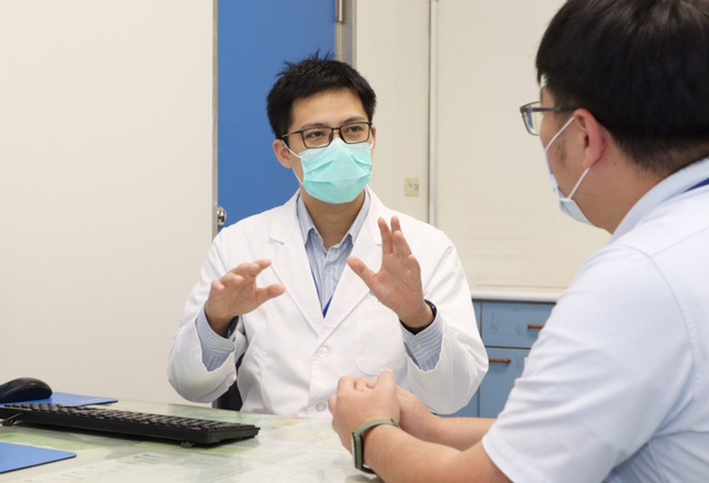 糞便潛血檢驗陽性竟發現瘜肉  揪出大腸腺瘤