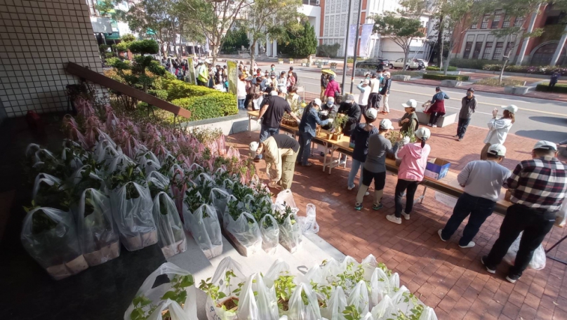 喜迎植樹月！「一起集點樹」林業署新竹分署贈苗  愛樹民眾用行動響應