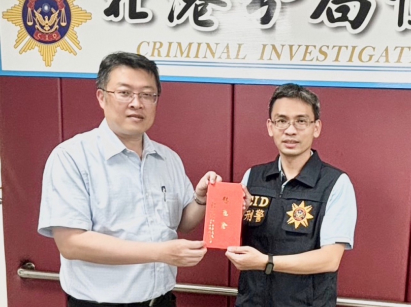 局長李建民慰勉基層同仁辛勞　北港頒破獲組織犯罪案獎金