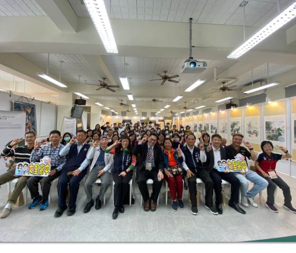 暨大文化列車駛入大里高中  「文化列車：一堂無聲的人文素養課」上課囉!