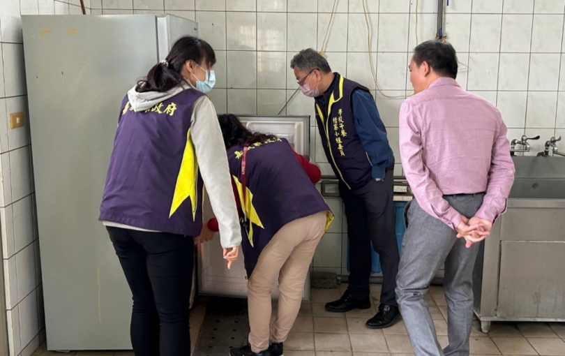 嘉義縣加強食品安全管理　學校暫停使用辣椒粉及咖哩粉