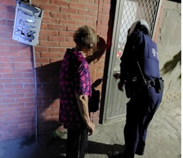 勤區女警兩度送迷失老婦返家