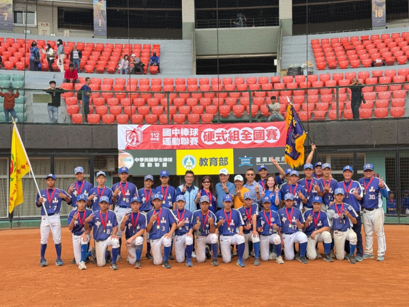 2連霸！中市中山國中蟬聯國中棒球硬式聯賽冠軍
