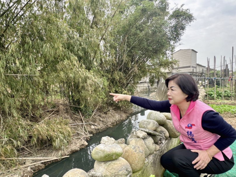 臺中市大雅區塔連溝多處土堤護岸失修淘刷  嚴重造成農地流失及阻礙排水  立委楊瓊瓔力促整治  水利署允諾納入應急工程經費補助