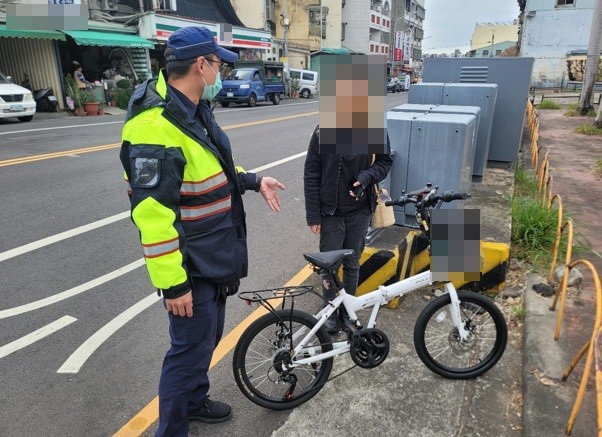 女子夜遊返家時誤以為腳踏車遭竊  太平員警熱心尋回