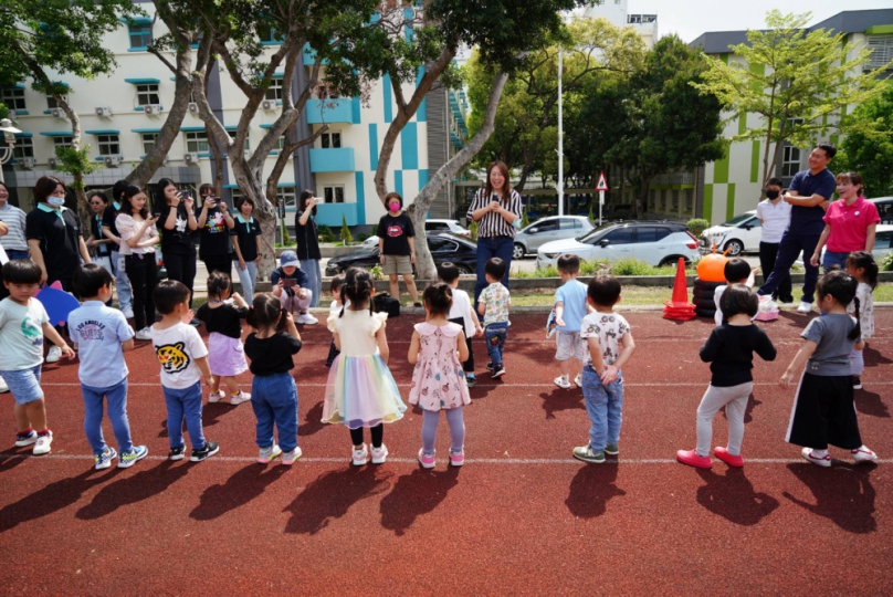 中彰投分署營造職場友善育兒環境  教保中心利用天然職訓教學園區融入幼兒主題教學