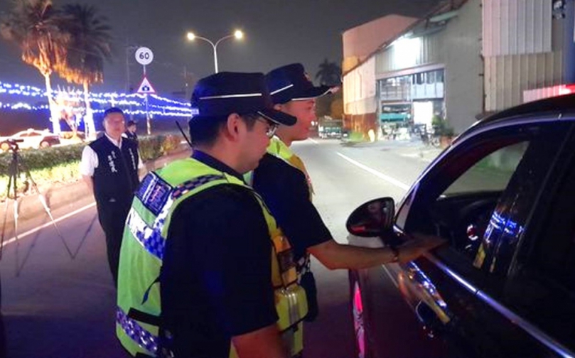 縣警局長李建民帶班路檢　淨化鎮長補選選前治安端正選風