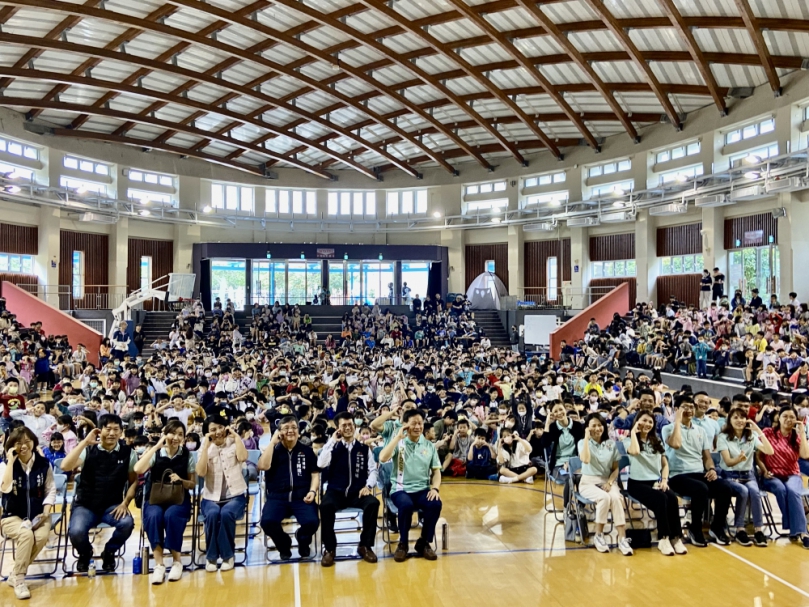 中市交安「螞蟻雄兵」 團隊獲好評   首季宣導逾兩千人次