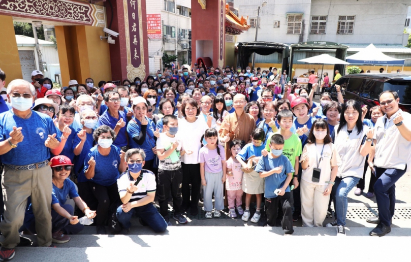 佛光山圓福寺展示蔬食與閱讀成果　黃敏惠市長持續推動永續與環保