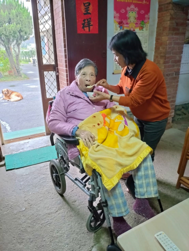 六十八歲張林滿足女士膺選今年外埔區孝行楷模